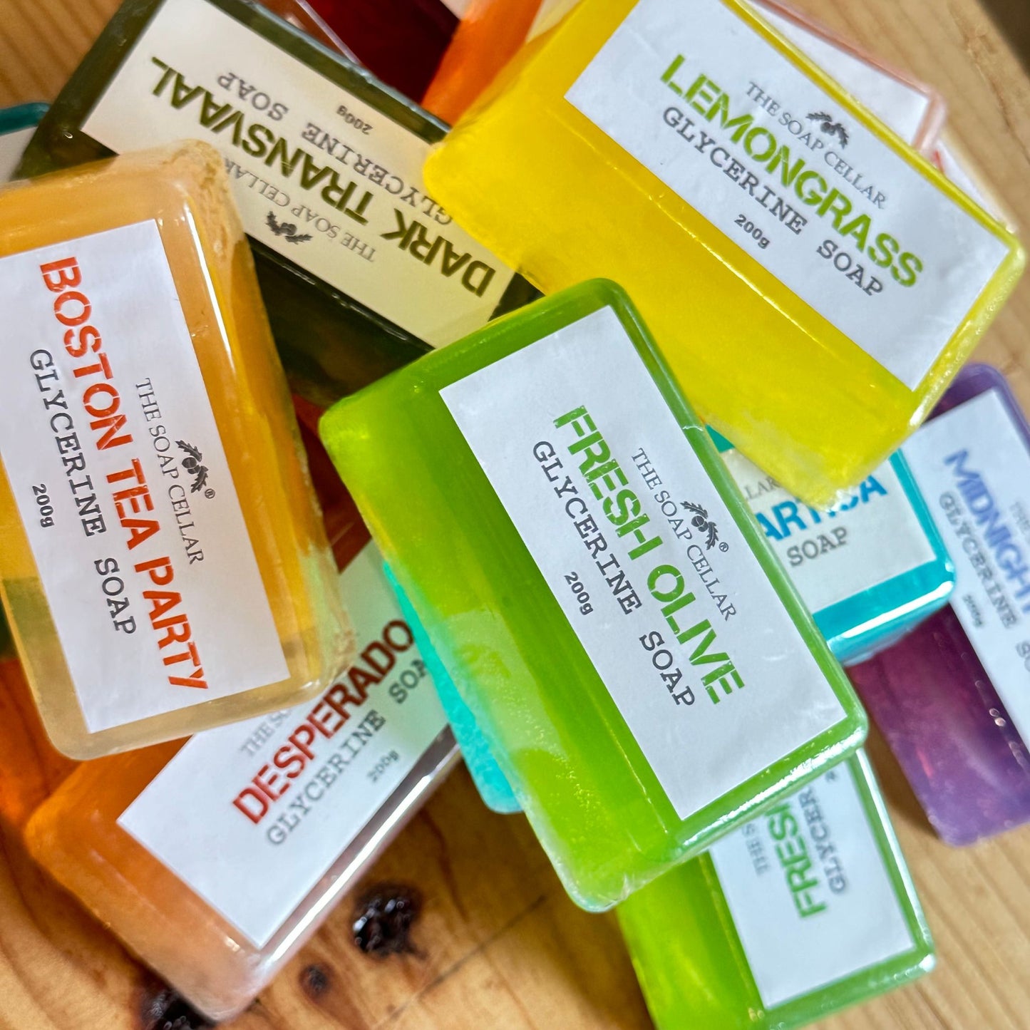 MOISTURIZING GLYCERINE SOAP BAR