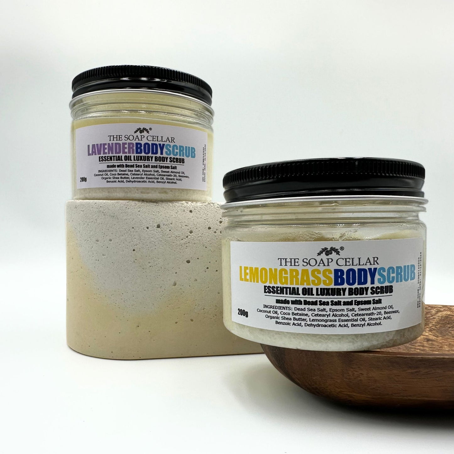 ESSENTIAL OIL BODY SCRUB