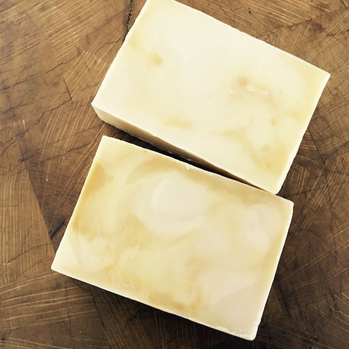 FRANKINCENSE & MYRRH HANDMADE SOAP BAR