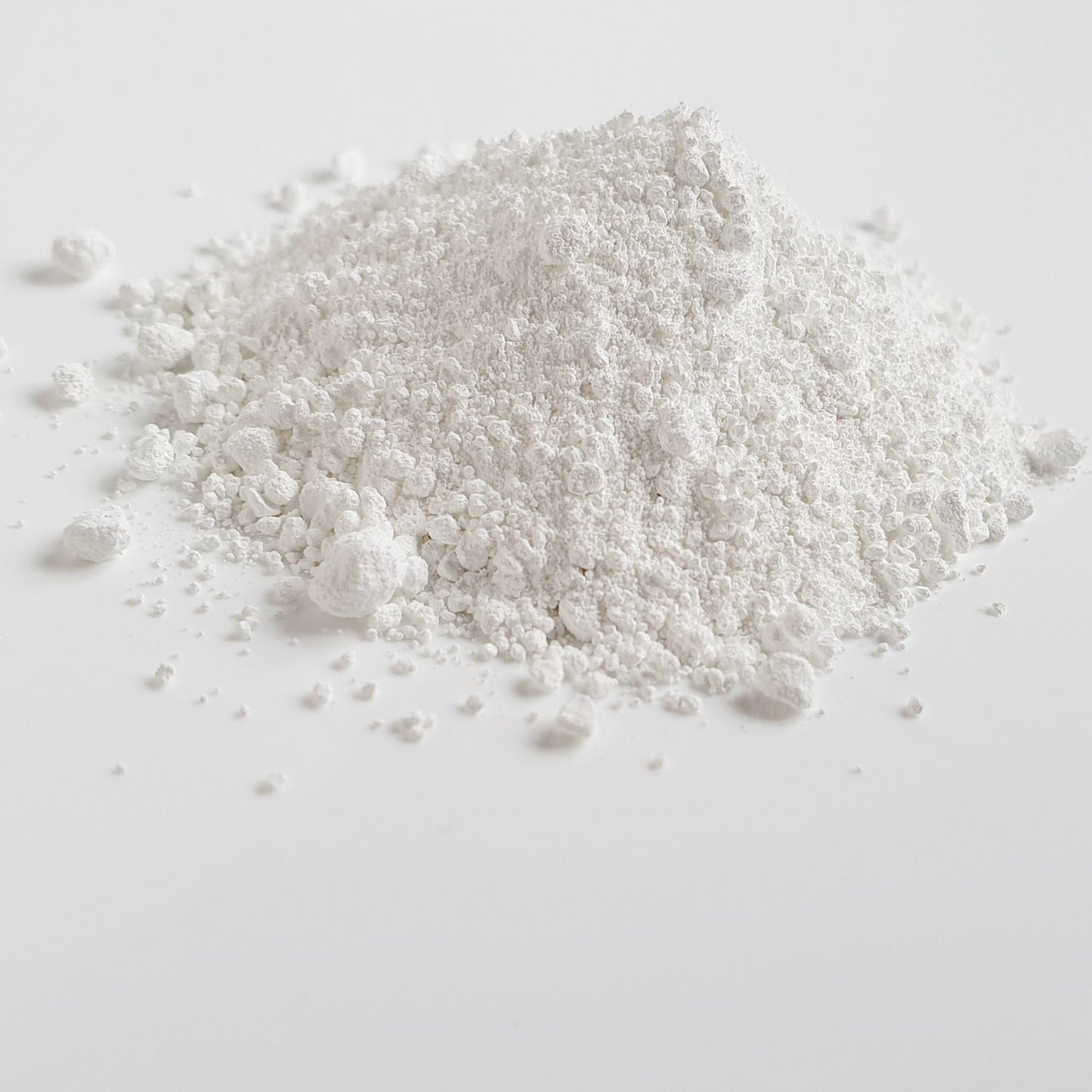 ZINC OXIDE (NON-NANO)