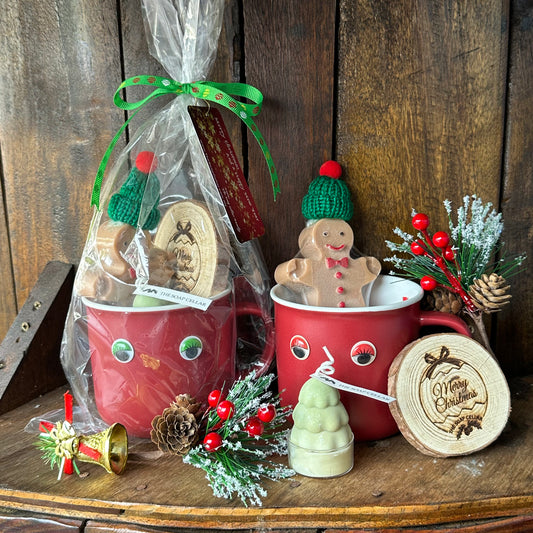 CHRISTMAS MUG GIFT SET