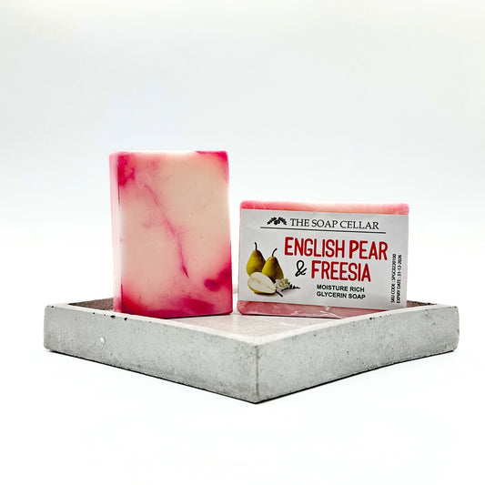 ENGLISH PEAR & FREESIA HANDMADE SOAP BAR